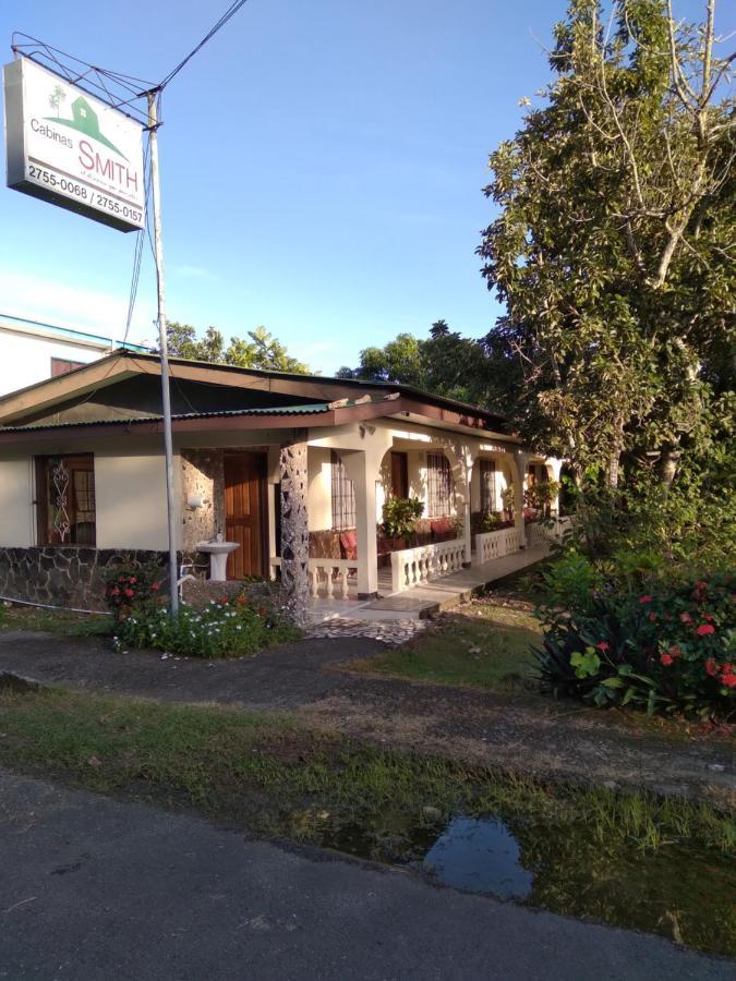 Cabinas Smith Cahuita Exterior foto