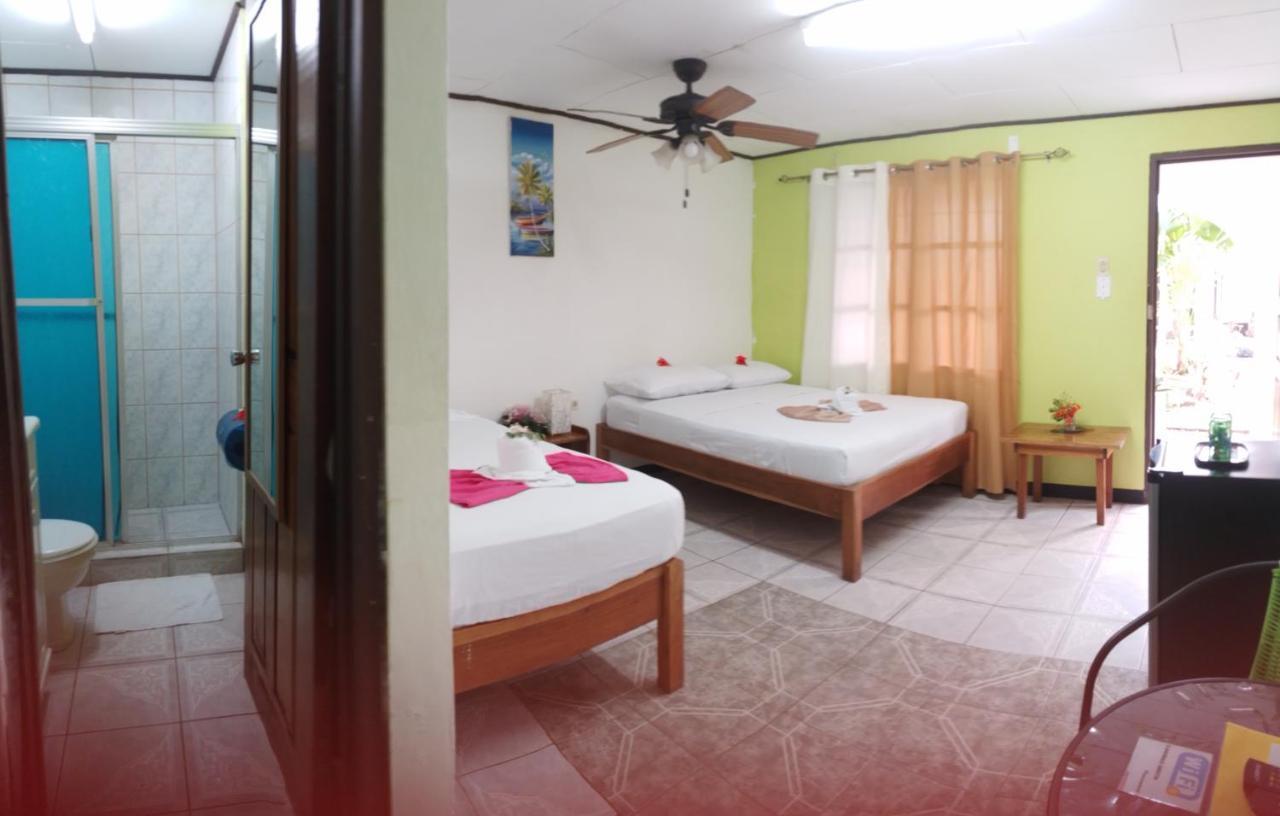 Cabinas Smith Cahuita Exterior foto