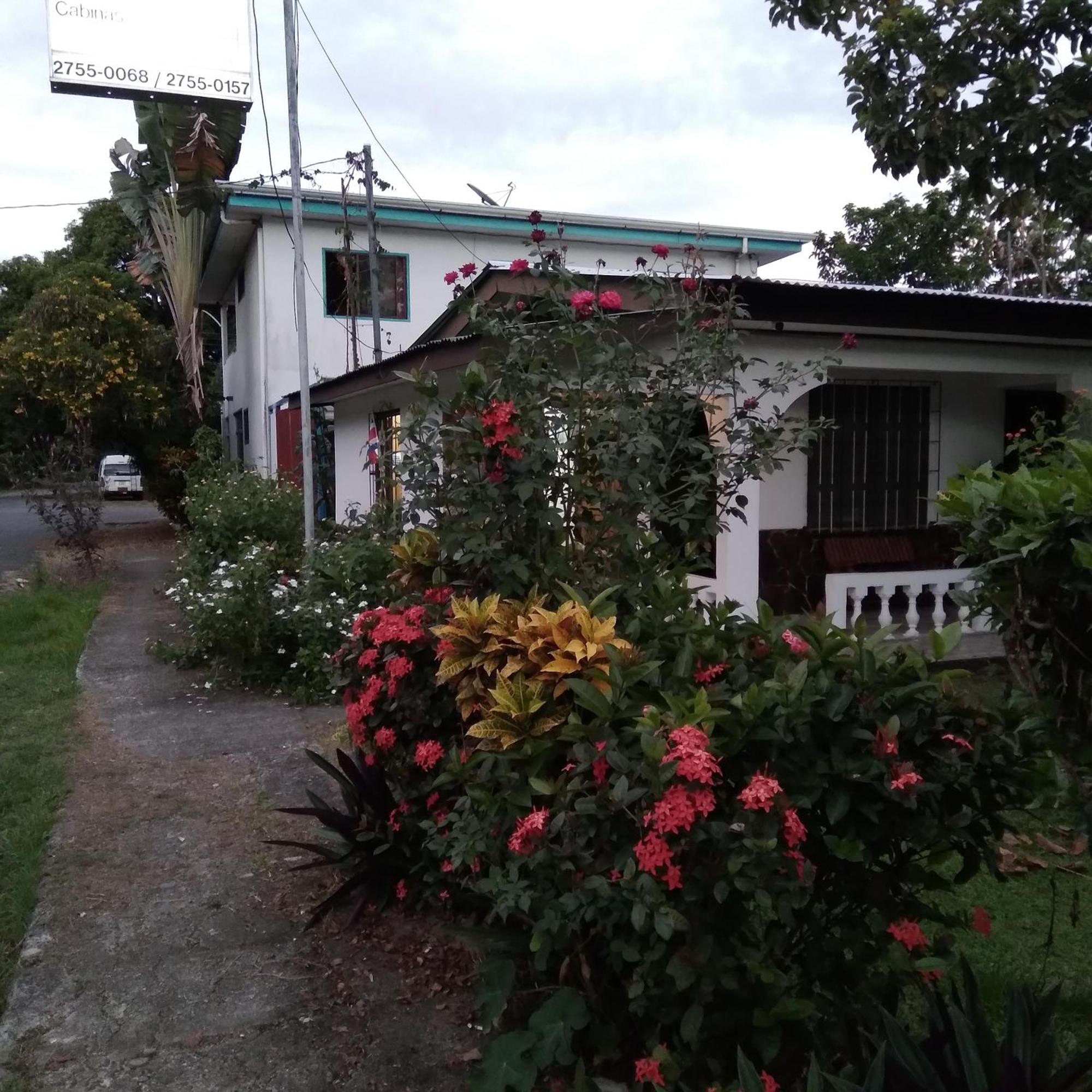 Cabinas Smith Cahuita Quarto foto